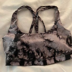 NWOT Lululemon Energy Bra Size 8